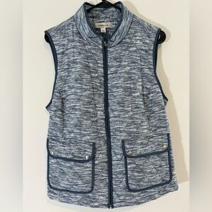 Croft&Barrow Women’s Large Thin Puffer Zip Up Vest Pockets Shades of Blue Casual